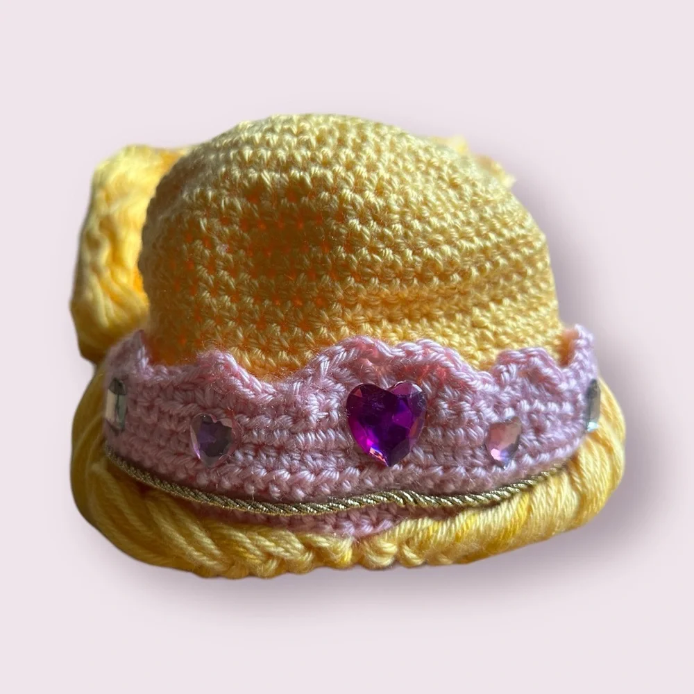 Kids Hand Made Crocheted Yarn Sleeping Beauty Blonde Wig Dress Up Costume - Picture 3 of 12